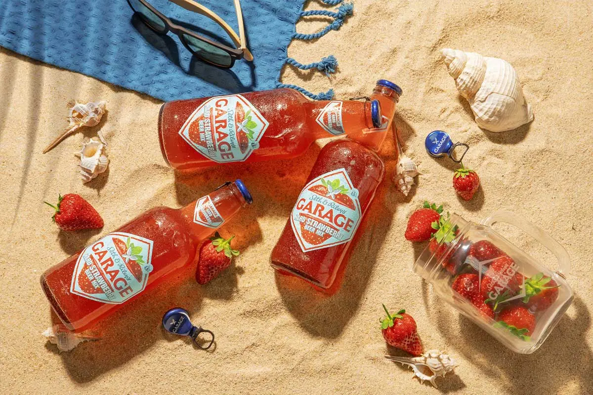 涂鸦艺术瓶身包装设计