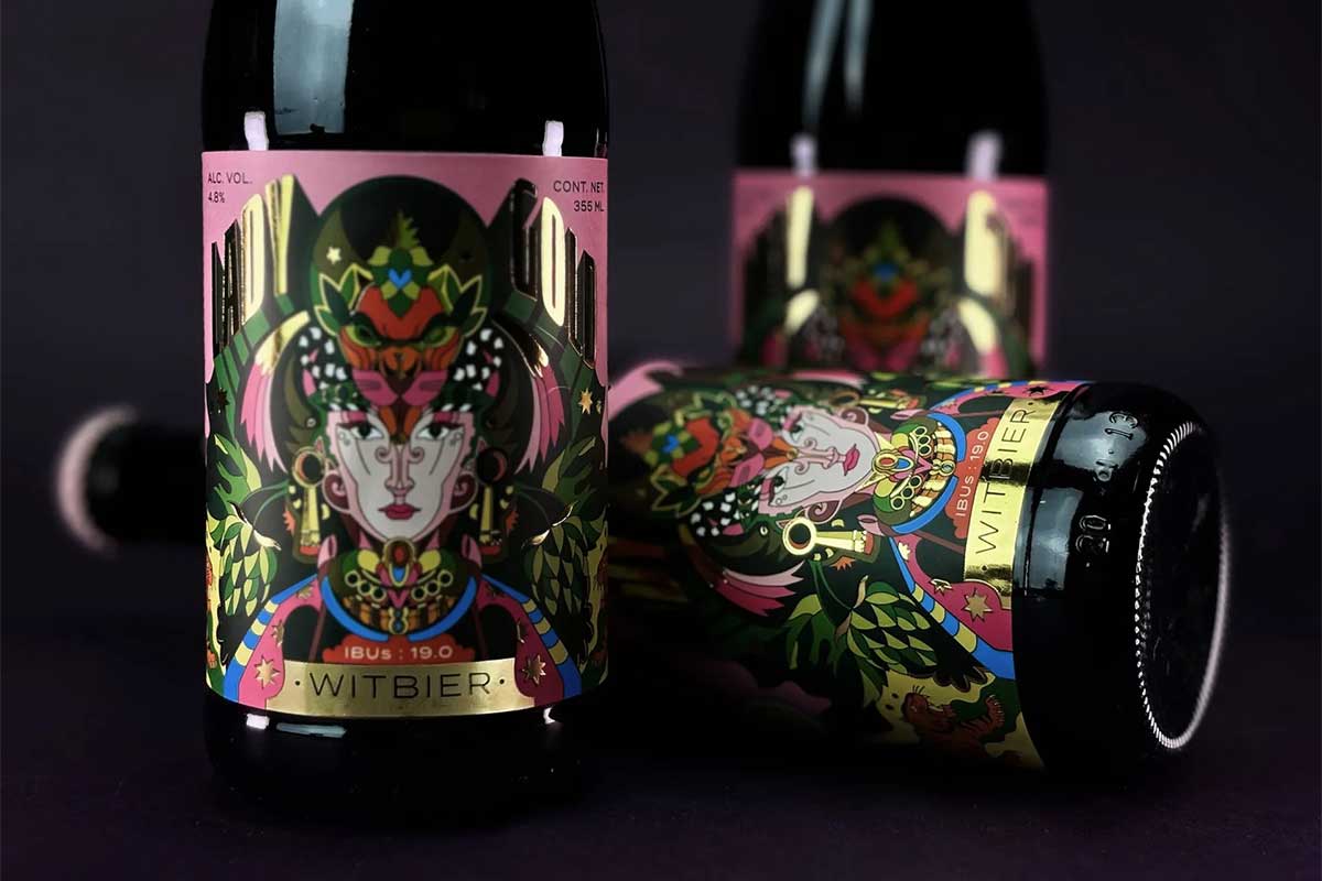女士金啤酒