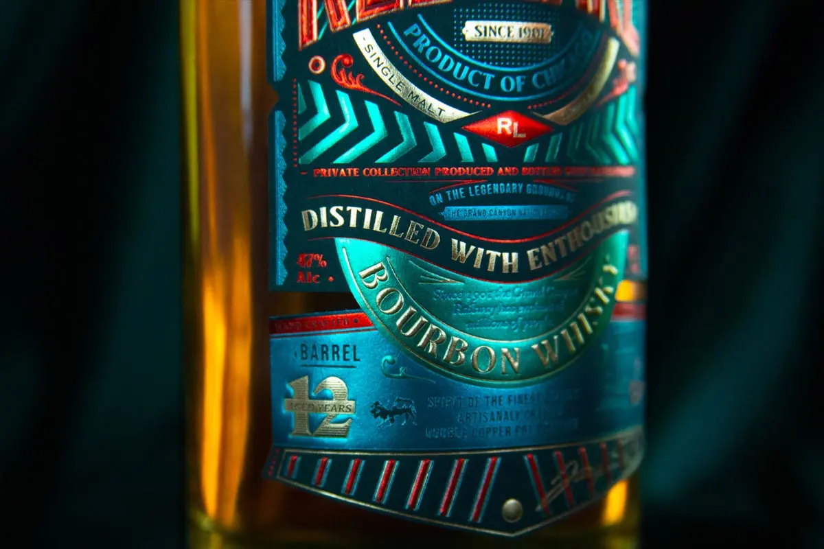 色彩视觉冲击包装设计