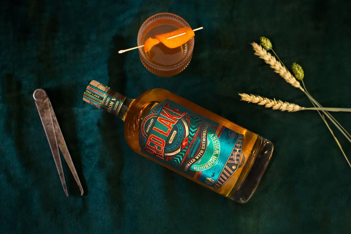 RED LAKE威士忌包装设计