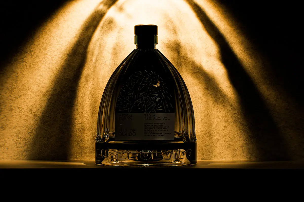 Luz de Olvido标签设计