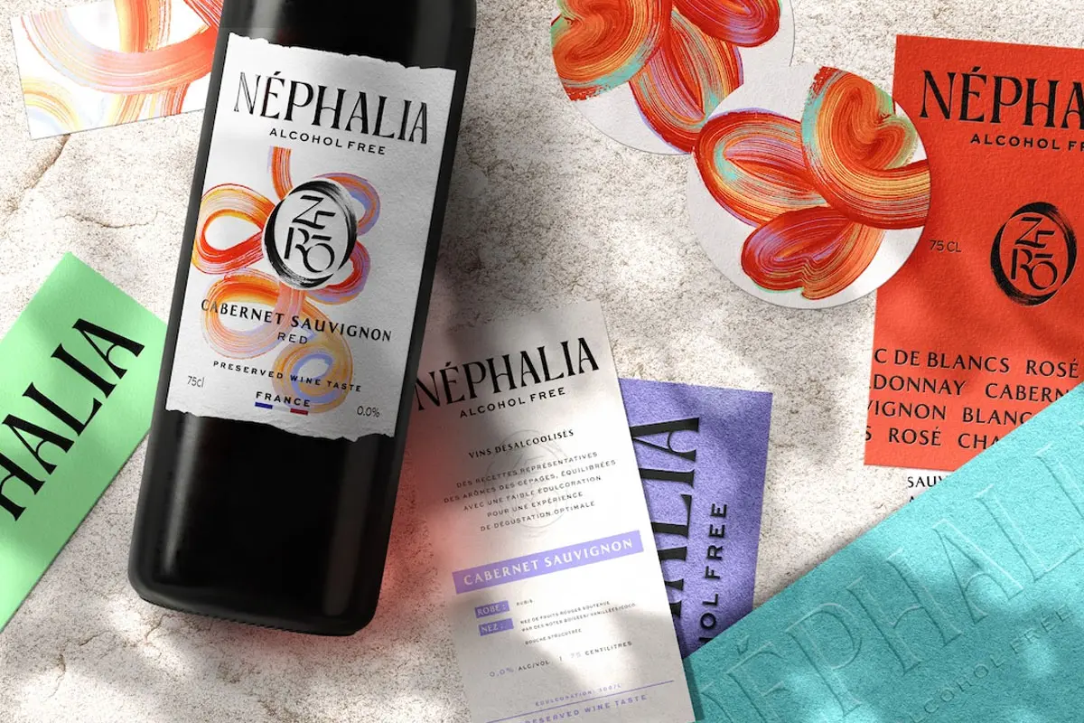 几何线条酒标设计